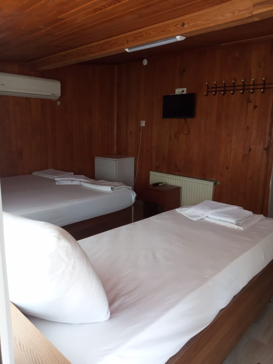 Standard Room | Laptop workspace, free WiFi, bed sheets