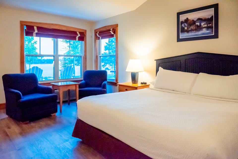 Cottage, 1 King Bed | Iron/ironing board, free WiFi, bed sheets