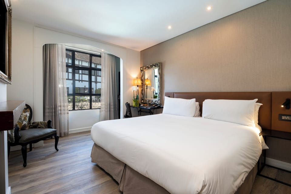 Standard Room | Premium bedding, minibar, in-room safe, desk