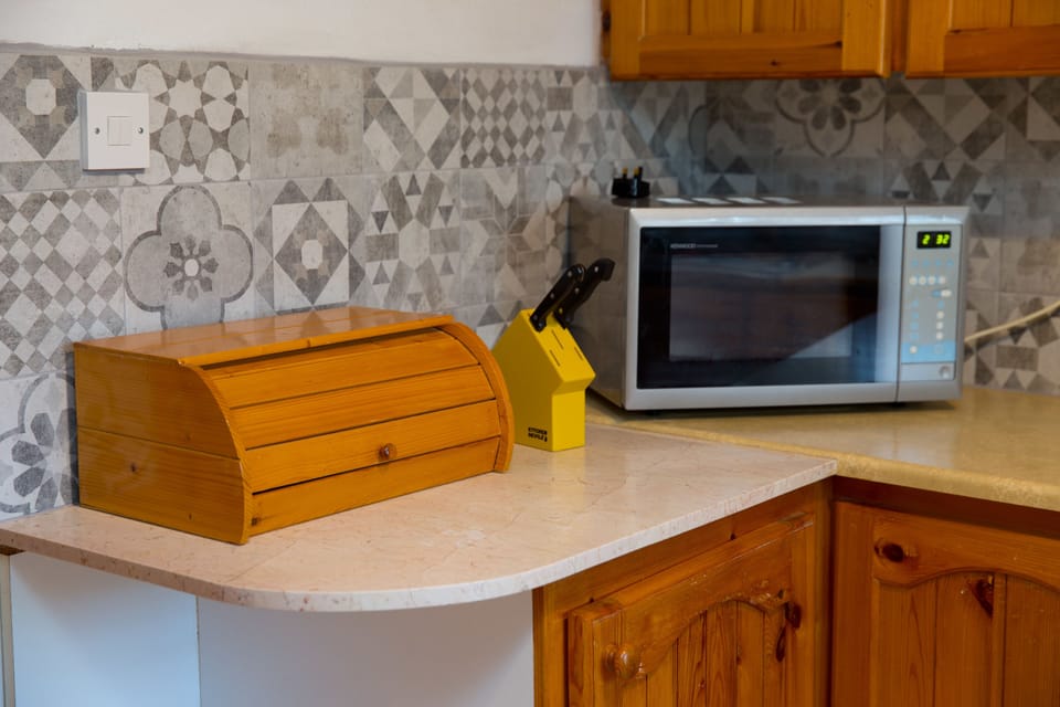 Traditional House, 2 Bedrooms | Room amenity