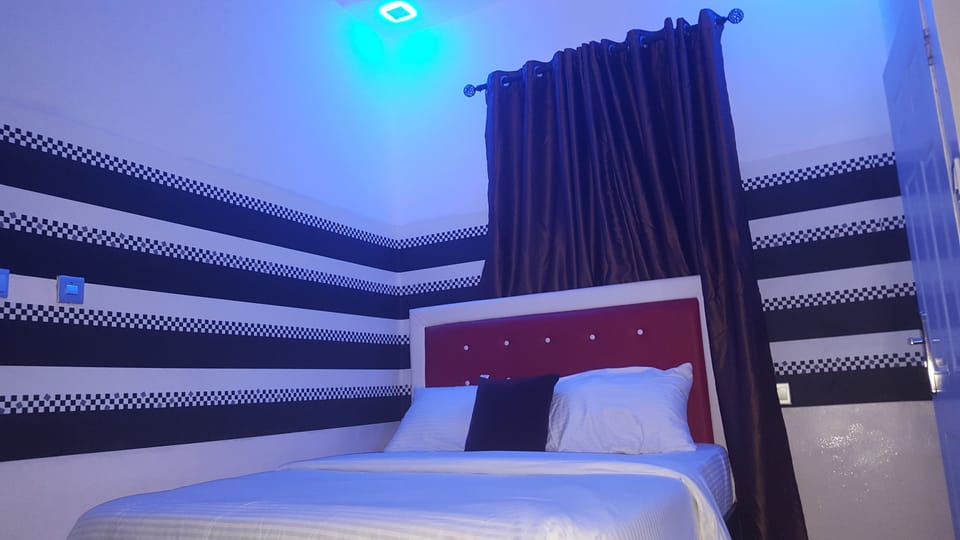 Deluxe Room | In-room safe, desk, free WiFi