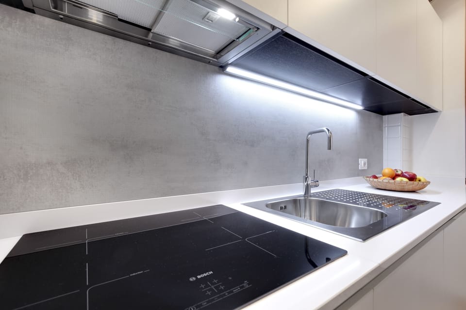 Suite, 1 Double Bed with Sofa bed | Private kitchen | Full-size fridge, stovetop, griddle, toaster oven