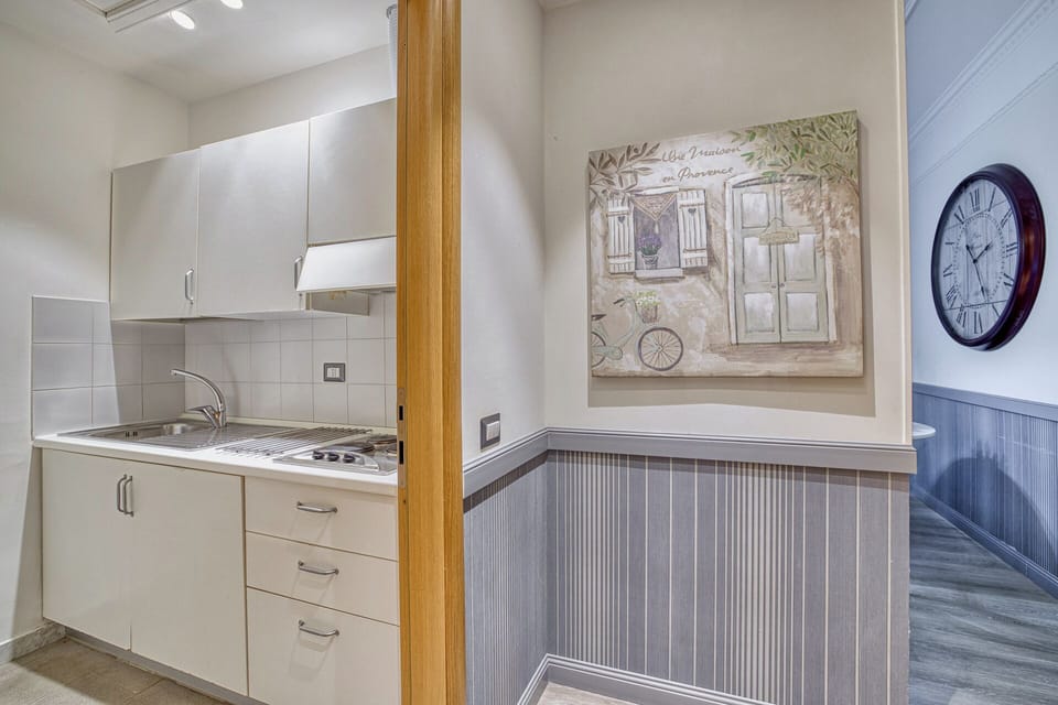 Apartment, 1 Bedroom | Private kitchen | Cookware/dishes/utensils