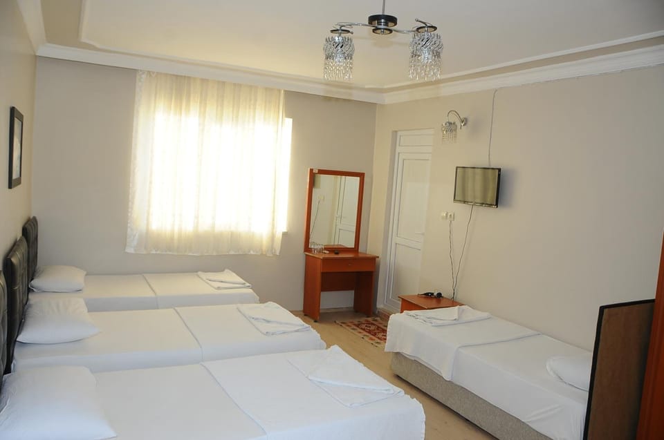 Premium bedding, desk, soundproofing, free WiFi