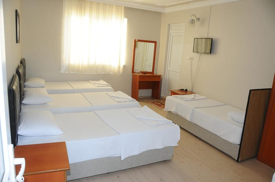 Premium bedding, desk, soundproofing, free WiFi