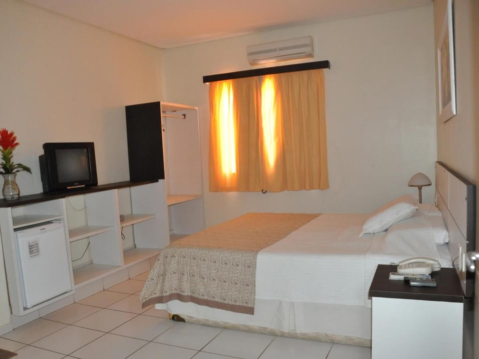 Minibar, free WiFi, wheelchair access