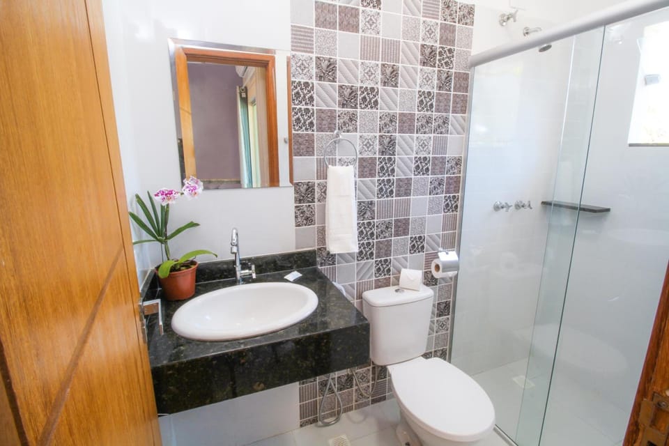 Shower, towels
