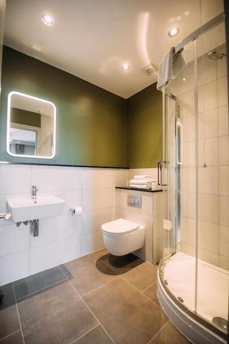 Bathroom shower