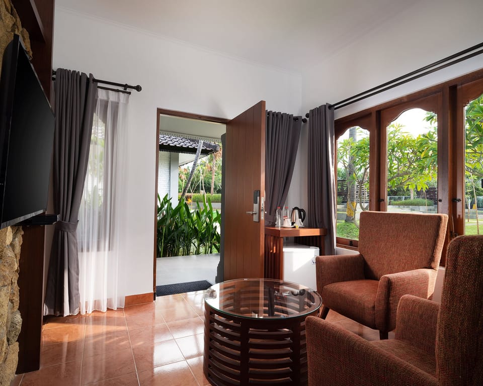 Bungalow | Living room | Flat-screen TV