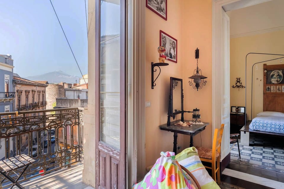 Deluxe Double Room (Private External Bathroom) | Premium bedding, desk, iron/ironing board, free WiFi