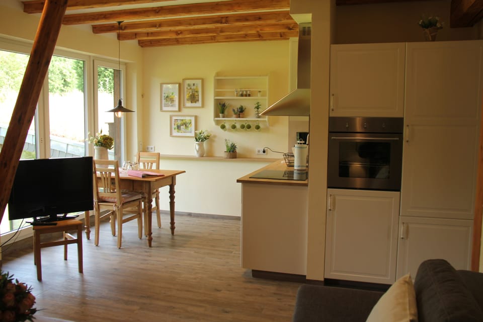 Apartment (Garten) | Free WiFi, bed sheets