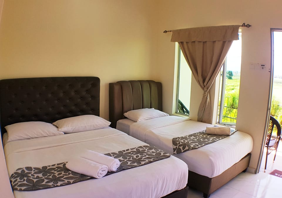 Family Room | Free WiFi