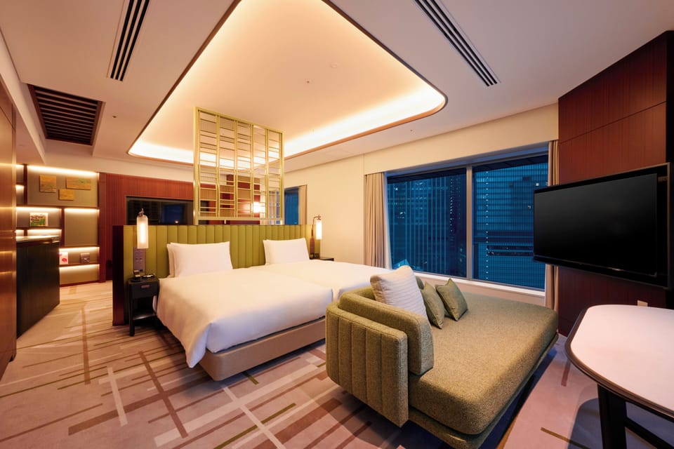 Suite, Non Smoking | 1 bedroom, in-room safe, laptop workspace, free WiFi
