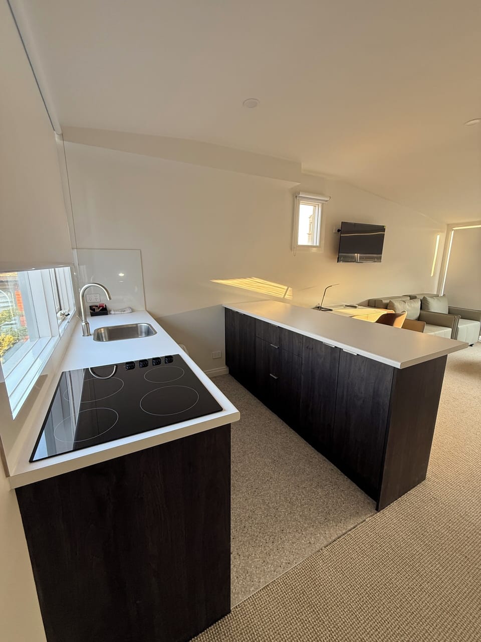 Studio | Private kitchen | Fridge, microwave, stovetop, electric kettle