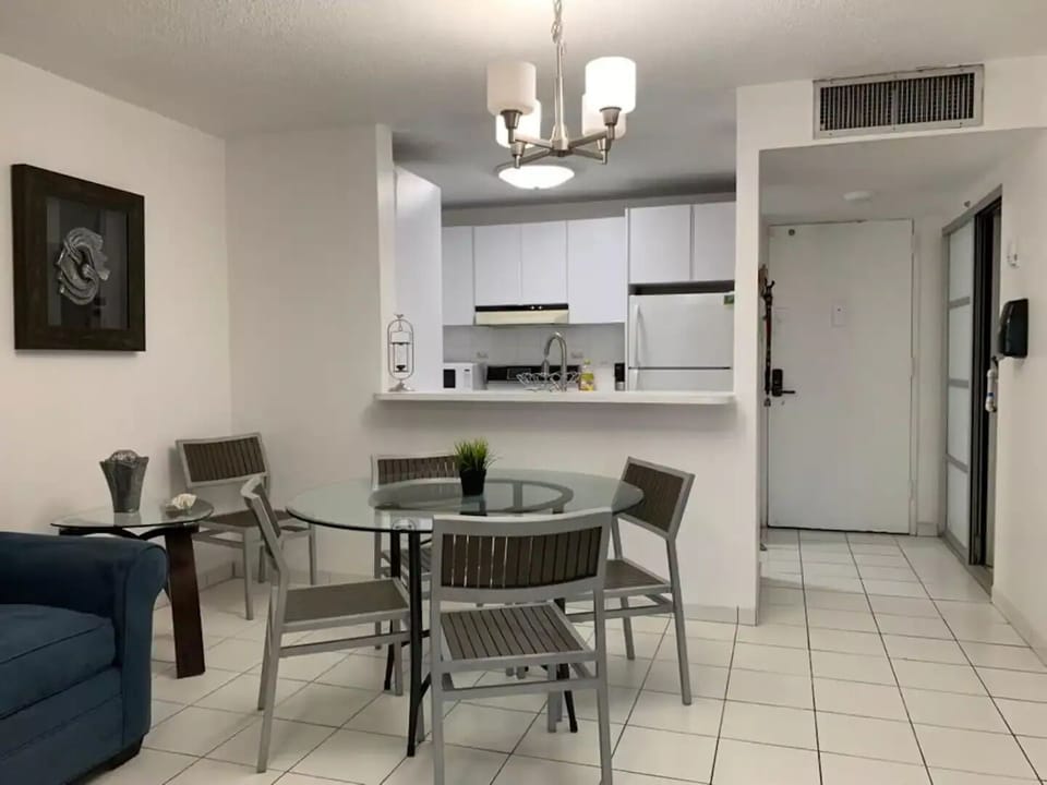 Dining & kitchen