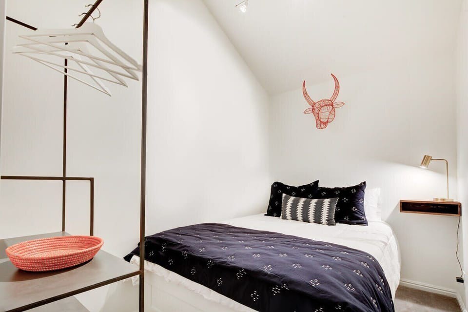 Bedroom with queen bed