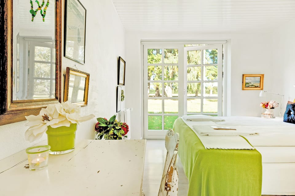 Double Room (Det grønne dobbeltværelse) | Premium bedding, down comforters, memory foam beds