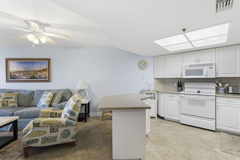 Open Concept, Fully Stocked Kitchen with Island