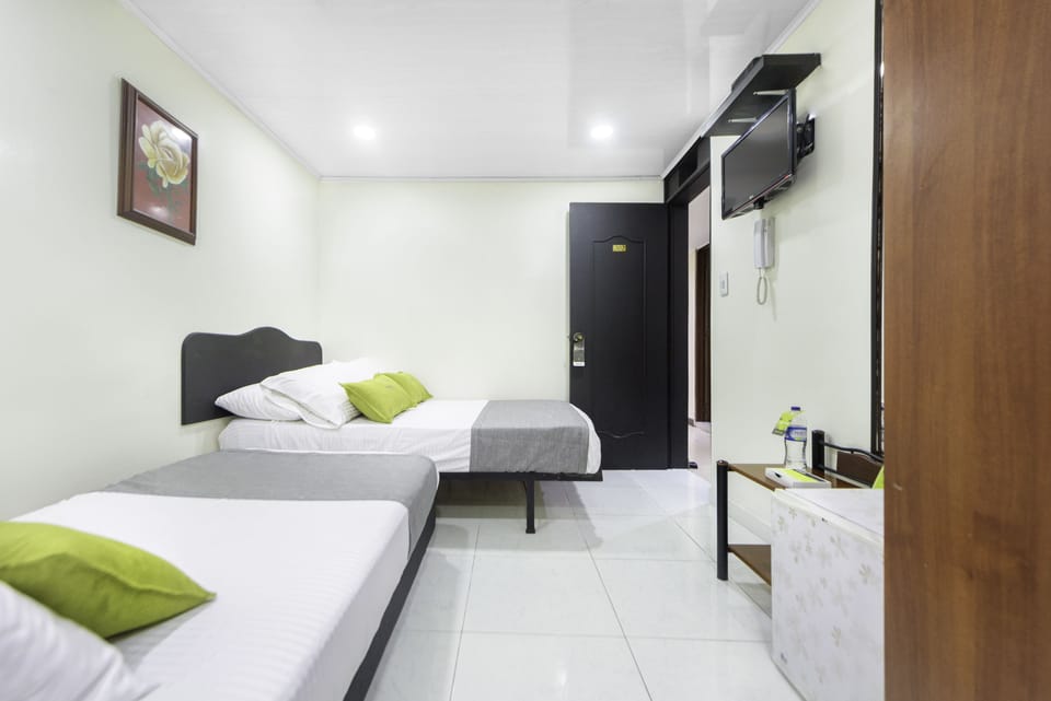 Twin Room | 1 bedroom, free WiFi, bed sheets