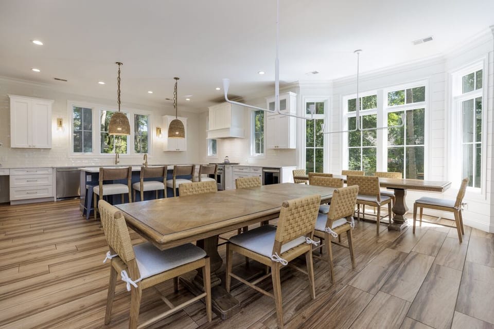 Dining area, seating for 12