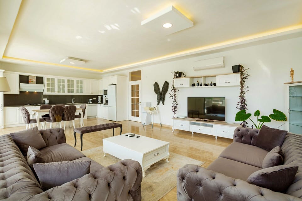 Deluxe Villa, Non Smoking | Living area | LCD TV, table tennis