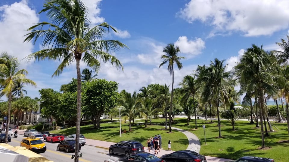 OCEAN DRIVE IN FRONT OF THE BUILDING