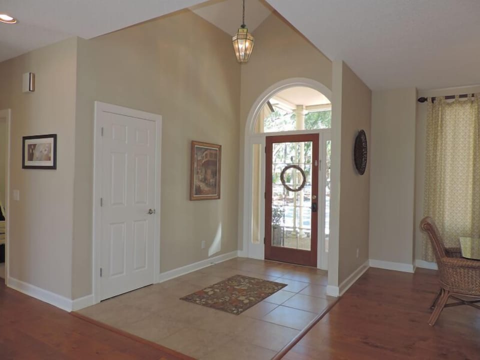 Entry Foyer