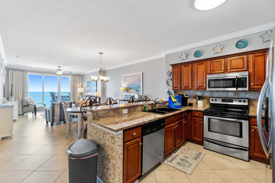 Kitchen - Living