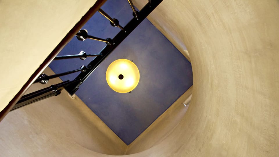 This home includes 153 of architect Christopher Alexander's design patterns