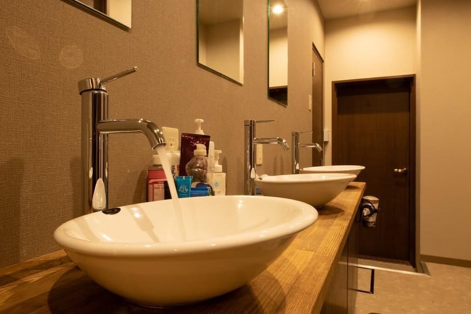 Mixed Dormitory Room | Bathroom sink