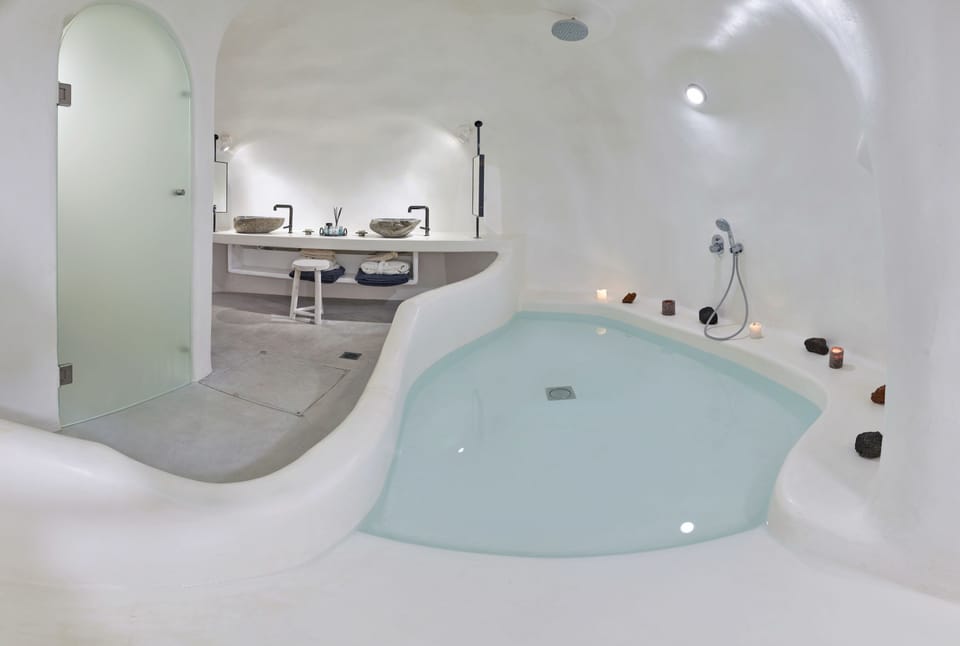Separate tub and shower, deep soaking tub, hydromassage showerhead
