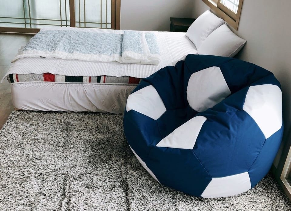 Individually decorated, free WiFi