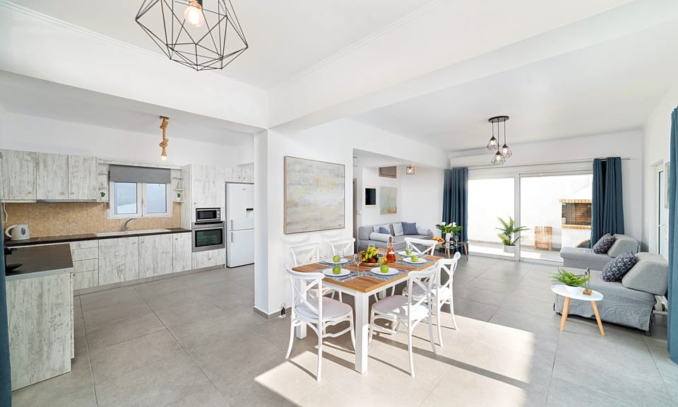 Villa, 3 Bedrooms, Private Pool | Private kitchen | Full-size fridge, microwave, oven, dishwasher
