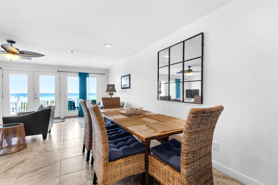 Townhome, 3 Bedrooms | Dining
