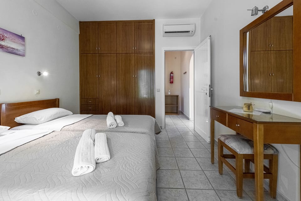 Family House, 1 Bedroom, Accessible | 1 bedroom, soundproofing, iron/ironing board, free cribs/infant beds