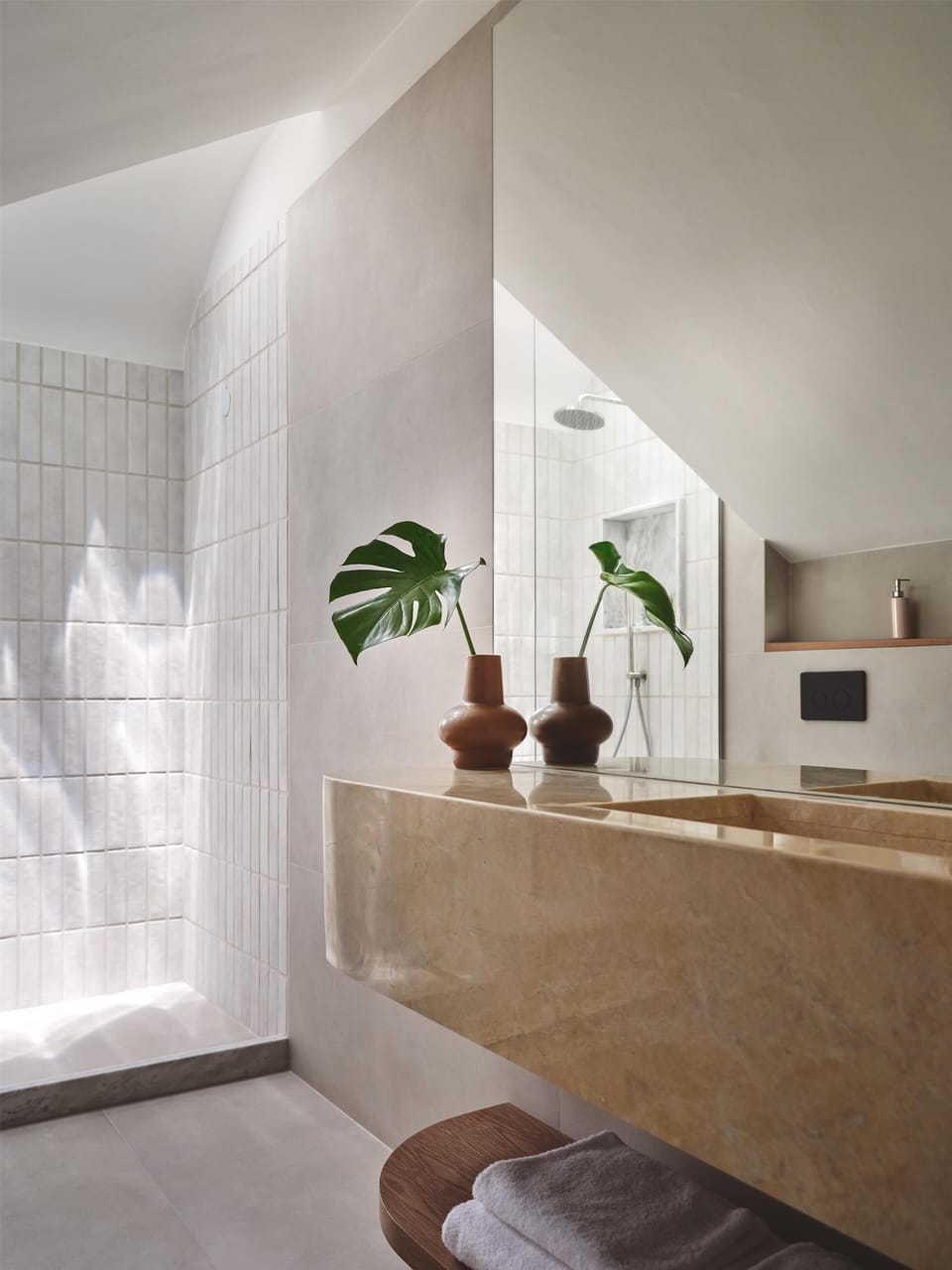 Shower, free toiletries, hair dryer, bathrobes