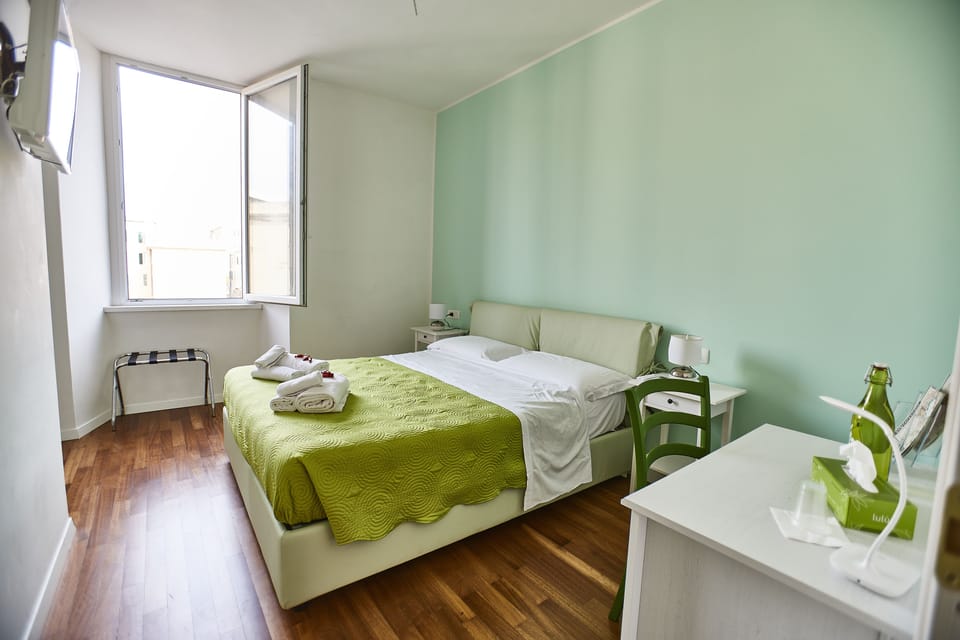 Classic Room, 1 Bedroom, Non Smoking | In-room safe, desk, soundproofing, rollaway beds