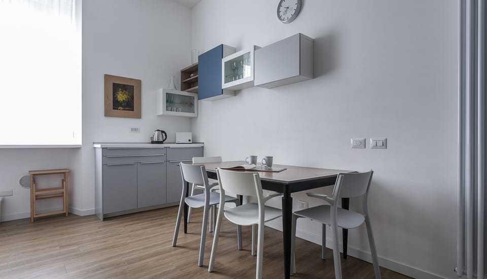 Apartment (1 Bedroom) | Interior