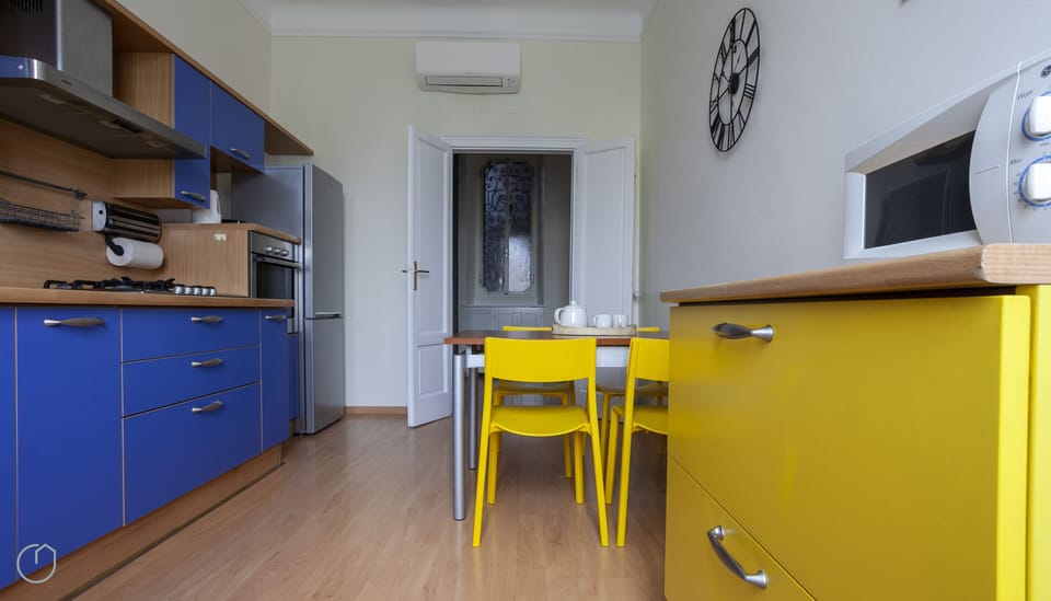 Apartment (1 Bedroom) | Interior