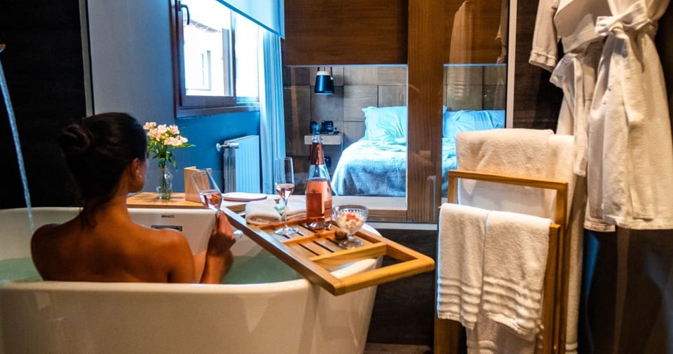 Superior Suite, 1 Double Bed with Sofa bed | Premium bedding, pillowtop beds, free minibar, in-room safe