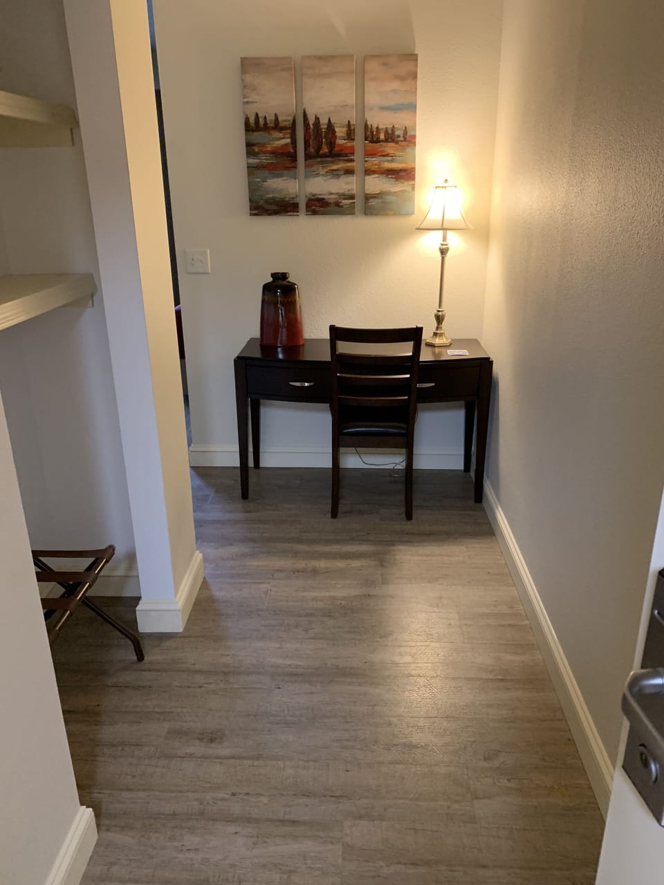 Superior Single Room | Premium bedding, blackout drapes, iron/ironing board, rollaway beds