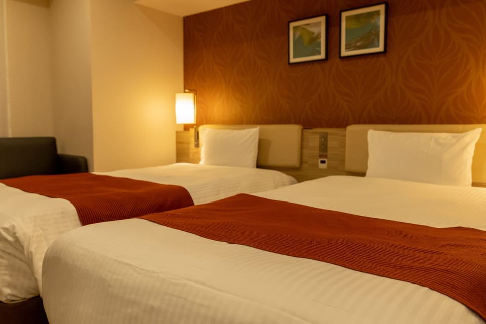 Down comforters, desk, blackout drapes, free WiFi