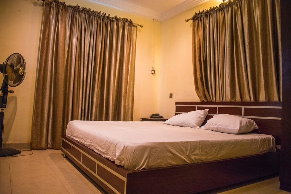 Royal Double Room, 1 Double Bed | Premium bedding, desk, internet