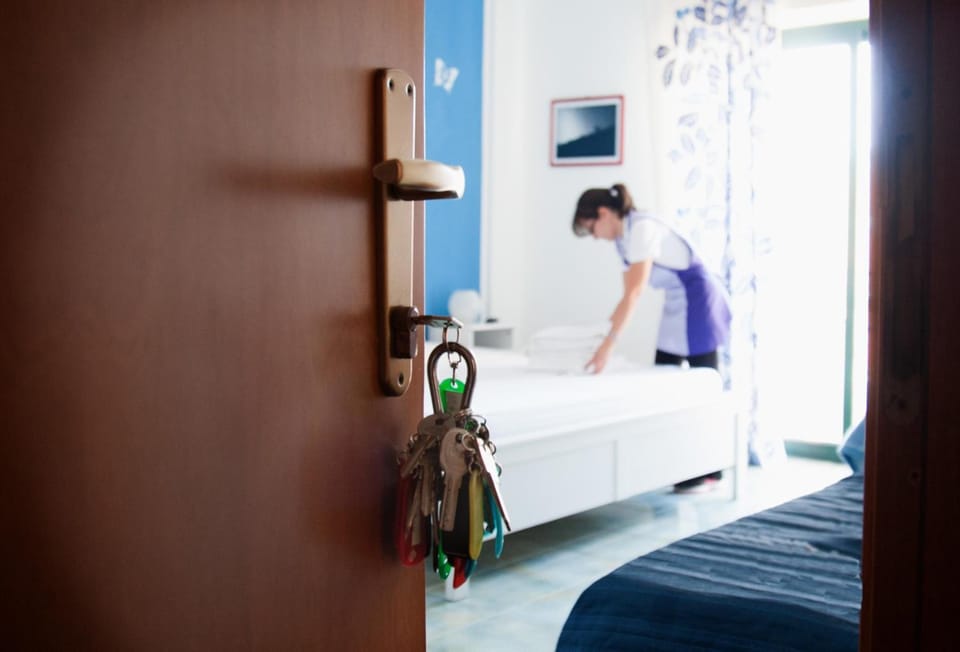 Pillowtop beds, minibar, in-room safe, desk