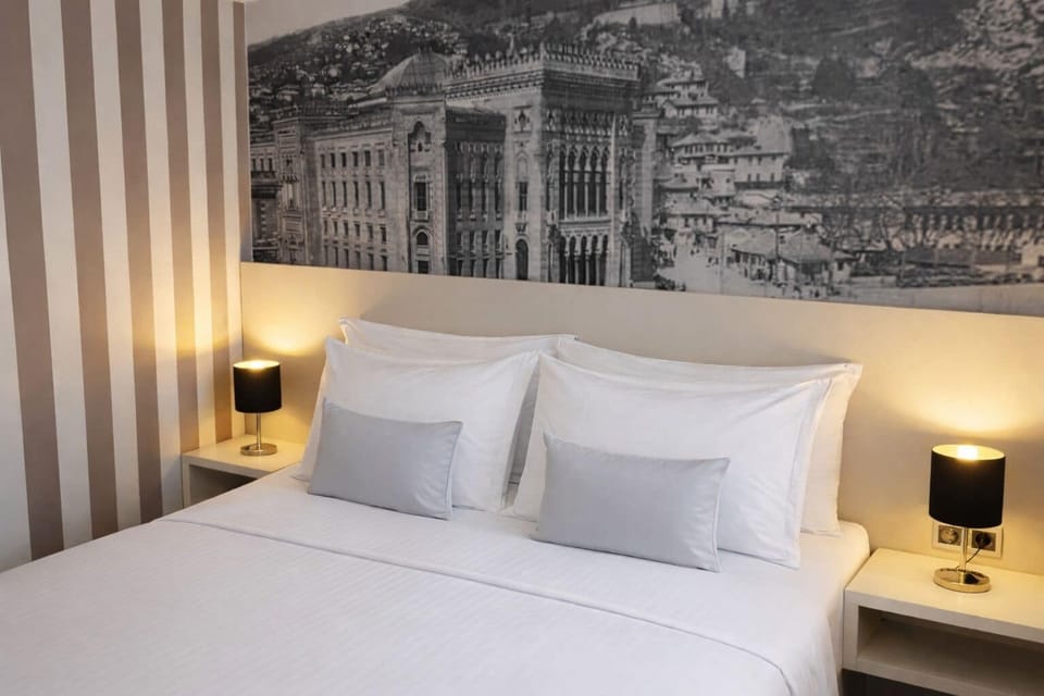 Double Room | Premium bedding, desk, soundproofing, free WiFi