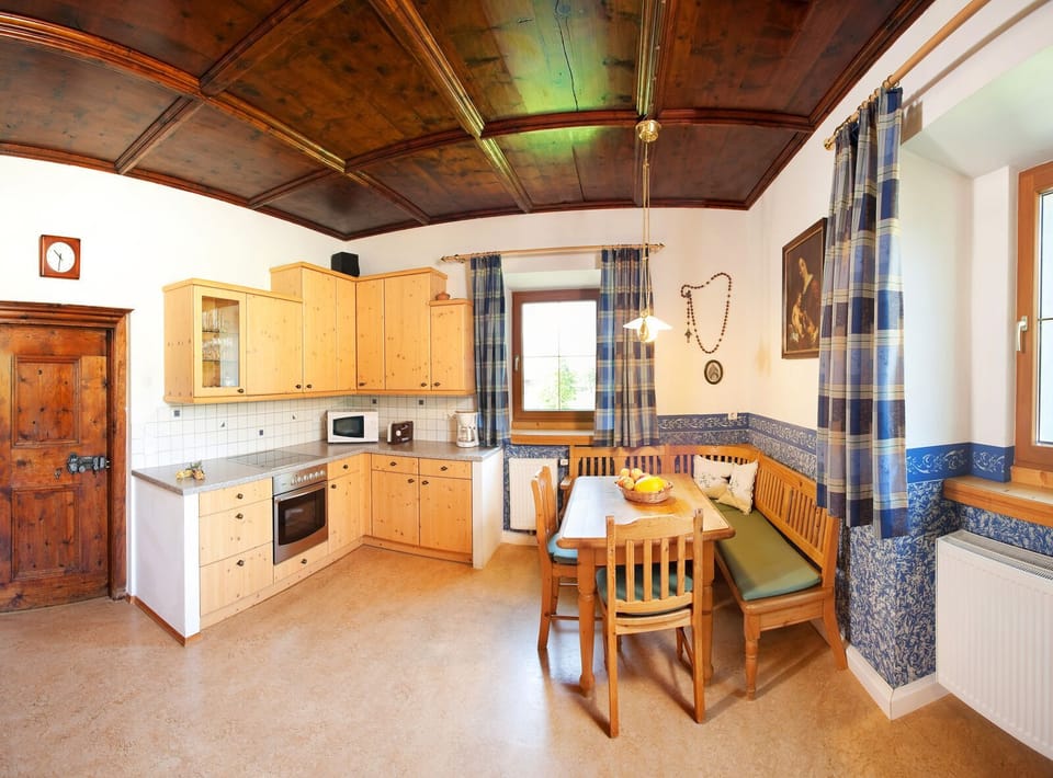 Standard Apartment, 1 Bedroom, Kitchen (Zirbenstube) | Premium bedding, soundproofing, iron/ironing board (on request)