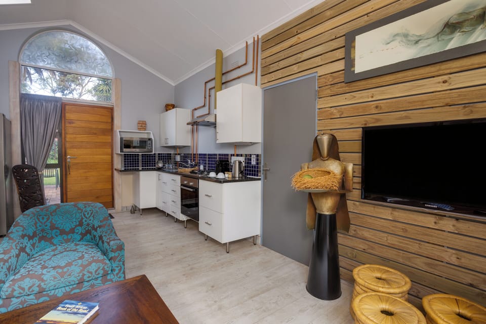 Luxury Apartment | Private kitchen | Coffee/tea maker, electric kettle