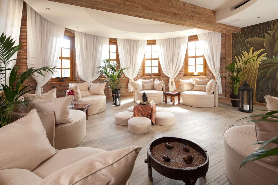 Couples treatment rooms, sauna, Turkish bath, body treatments, mud baths