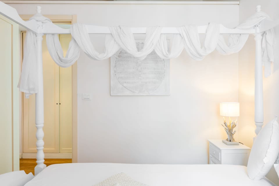 Apartment | 2 bedrooms, laptop workspace, soundproofing, iron/ironing board