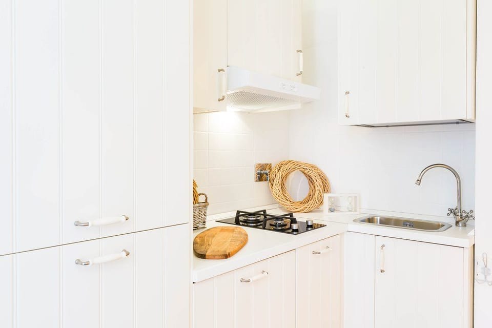 House, 2 Bedrooms | Private kitchen | Fridge, stovetop, espresso maker, coffee/tea maker